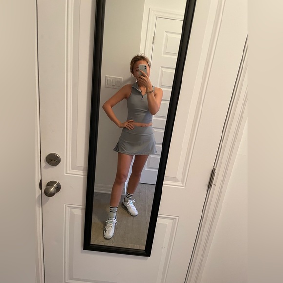 Lululemon Tank Top Size 4 - Picture 3 of 4